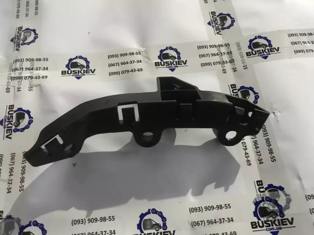 Кронштейн кріплення бампера Ford Transit Connect з 2013- року, DT11-17D958-BD