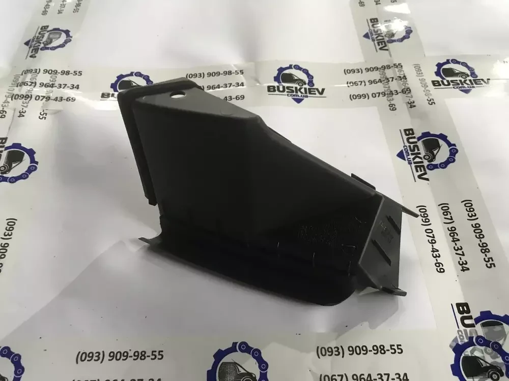 Кут накладка права жабо на Ford Transit з 2014- року, BK31-V02329-AD