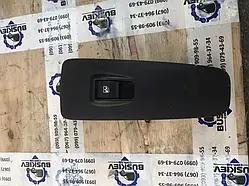 Кнопки склопідйомника правих дверей Citroen Jumper з 2006-2014 рік 7355329060