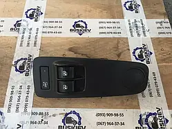 Кнопки склопідйомника лівих дверей Citroen Jumper з 2006-2014 рік 7355329030