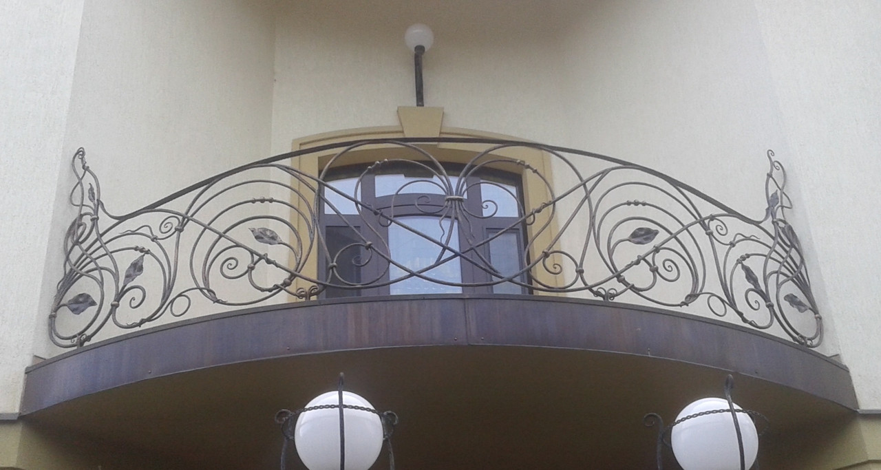 Балконна огорожа з художньою ковкою 21