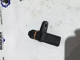 Датчик положення розпредвалу
