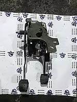 Блок педалей Гальмо Зчеплення Ford Transit з 2006-2014 рік 6C11-2450-MF