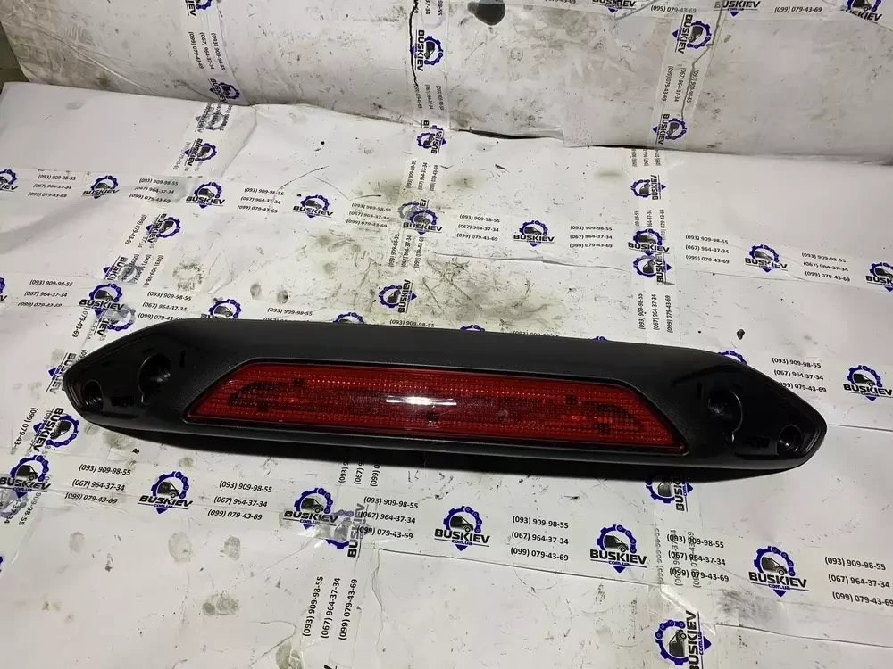 Додатковий стоп сигнал Ford Transit з 2019- рік KK31-13A613-CD