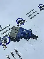 Датчик стоп-сигналу FORD FOCUS MK3 з 2011 - 2018 року, 8T4T-9G854-AA