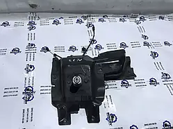 Кронштейн замка капота Ford Transit з 2014- року, BK31-V16K750-AC