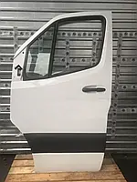 Двері передні ліві Mercedes Sprinter з 2017- рік