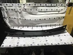 Пластик під лобове скло/Жабо на Ford Transit з 2014- року, BK31-V01915-AJ