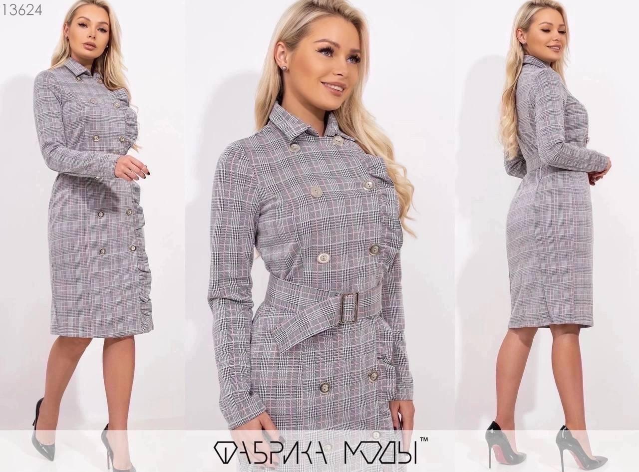 Класична сукня в клітинку