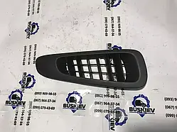 Решітка повітрозабірника права Mercedes Vito з 2003-2010 року, A6398310160