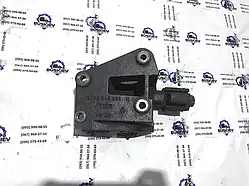 Кронштейн промивала Renault Trafic 2.5 DCI 8200049238