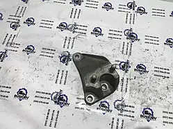 Кронштейн кріплення КПП Ford Fiesta 8V51-7M125-AC