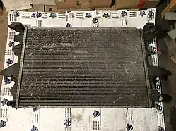 Радіатор основний Volkswagen Transporter T5 з 2003- рік 7H0121253J