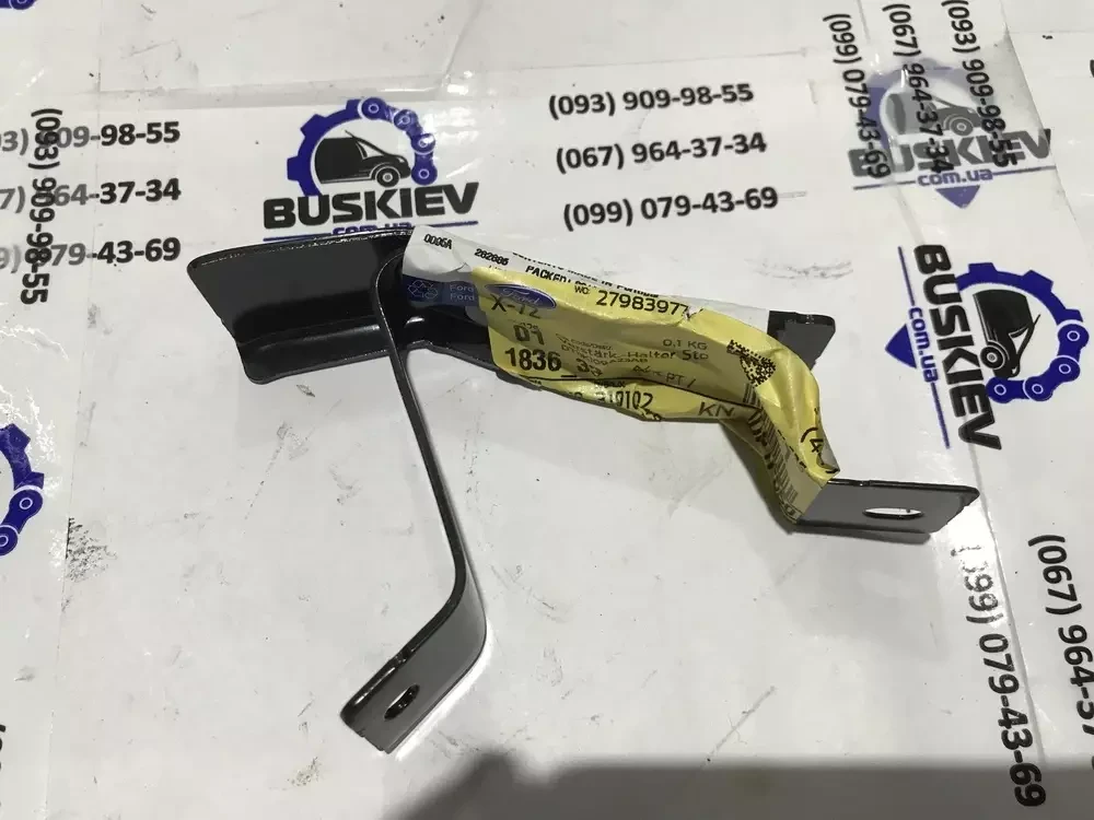 Кронштейн бампера лівий Ford Transit Connect з 2013-2019 року, DT11-K109A23-AB, фото 1