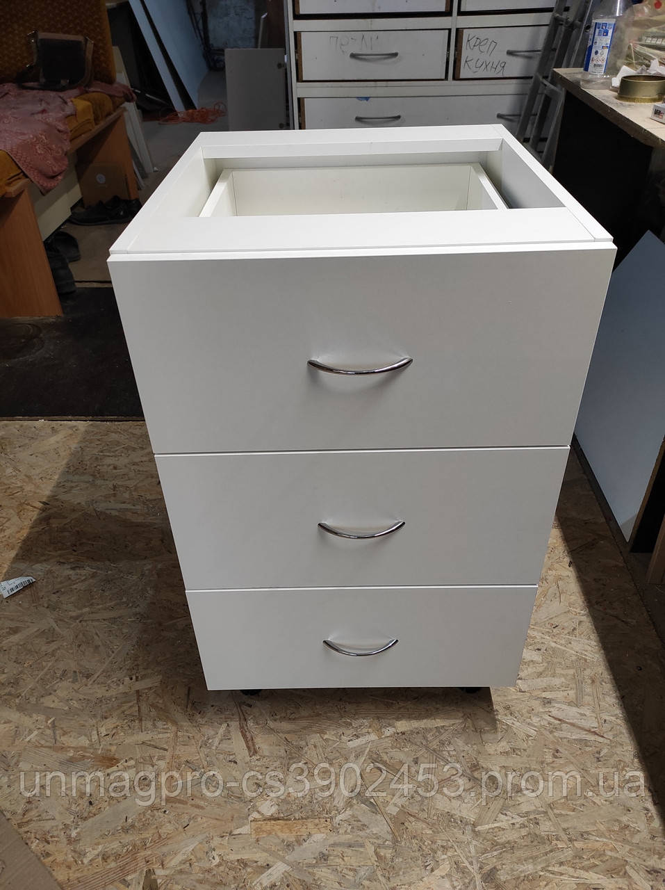 Тумбочка кухонная 50 см с ящиками белая, цена 4400 ₴: купить на Prom.ua ...