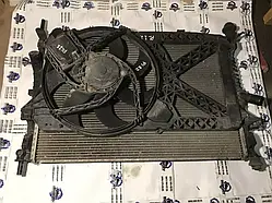 Радіатор основний Ford Transit 2.2L з 2006-2014 рік 7С11-8005-AB