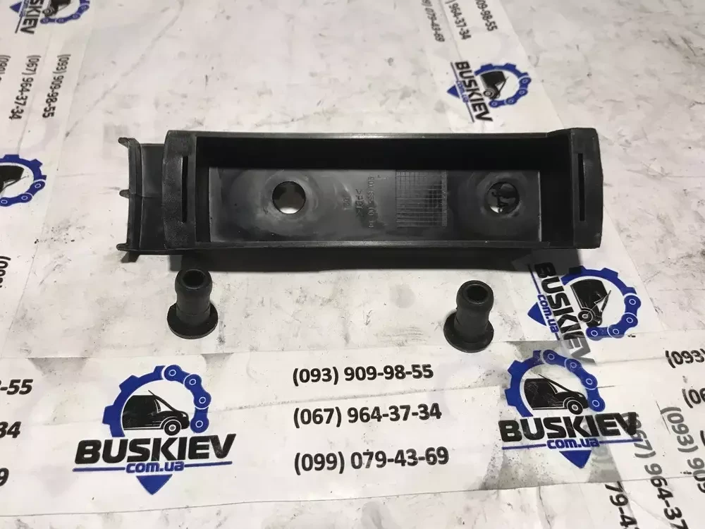 Кронштейн переднього бампера Mercedes Sprinter з 1996-2006 року, 9018800114, фото 1