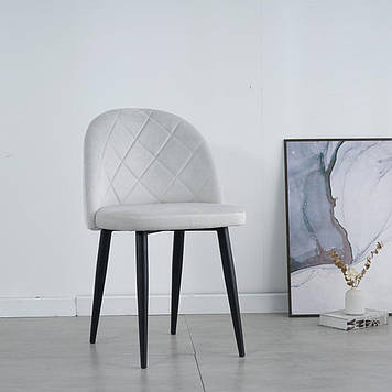 Світло-сірий стілець із квадратним візерунком Інтарсіо LULU з металевими ніжками та тканинною оббивкою