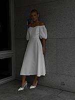 Молочное женское сдержанное приталенное платье из костюмки длины миди с рукавами фонариками до локтя 44/46
