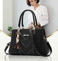 Модная женская сумочка с брелком. Женская сумка с плечевым ремнем для женщин "Kg"