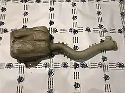 Бачок омивача Ford Transit з 2000-2006 рік YC15-13K185-BF YC15-13K185-AF