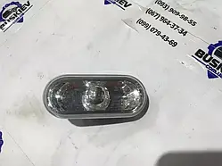 Повторювач повороту в крило Volkswagen Transporter T5 з 2000-2006 року, 1J0949117