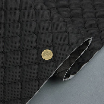 Прошитий шкірзам псевдо-перфорований "Ромб чорний" з чорною ниткою, на поролоні 7мм, шір.1,35м Туреччина