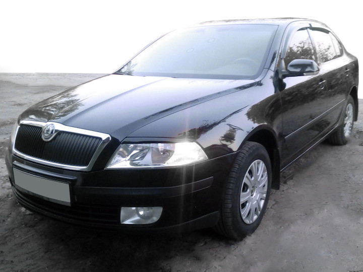 Skoda Octavia II A5 2004-2013 - вітровики LiftBack (4 шт, HIC)