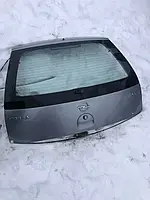 Задня кришка багажника Ляда з склом Опель Корса Opel Corsa