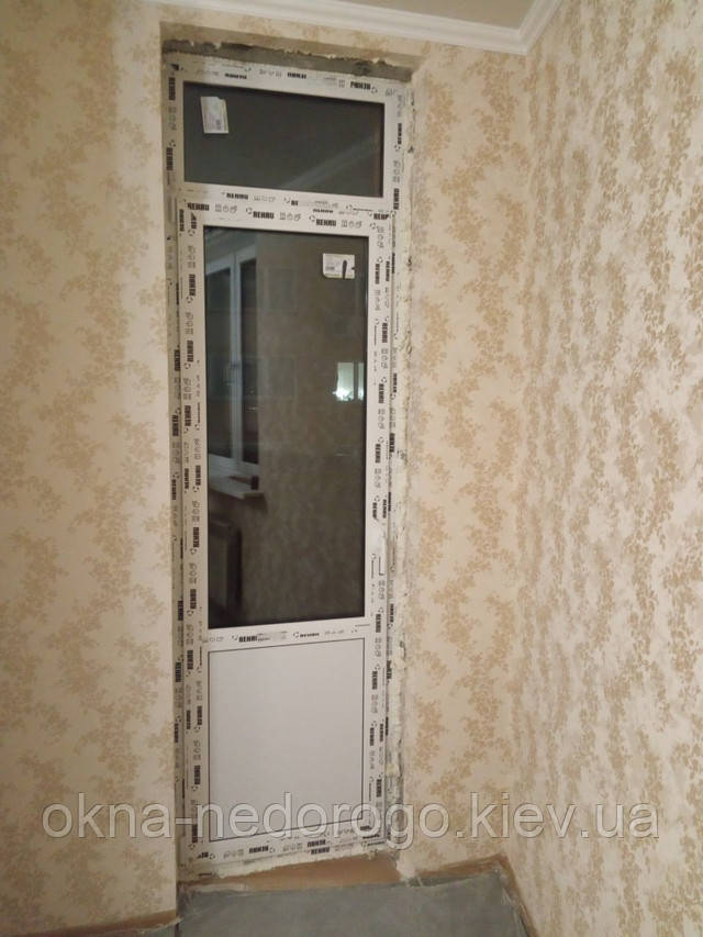 Металлопластиковые двери Борисполь из профиля REHAU EURO-60 фото