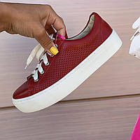 Кросівки, кеди