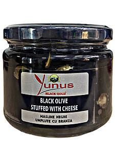 Маслини чорні фаршировані сиром Yunus 290г