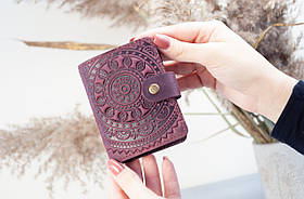 Візитниця шкіряна бордова з тисненням Сонечко | Шкіряний картхолдер