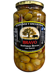 Оливки зелені в гострому маринаді  Bravо 950г