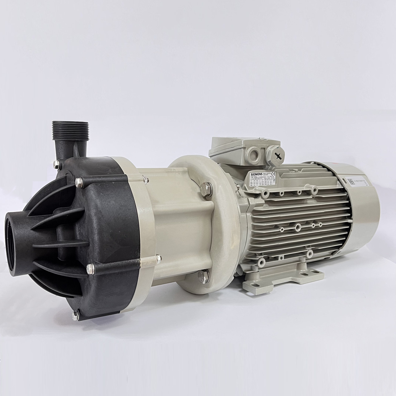 Насос с магнитно муфтой DM 30 PVDF, VITON, 2.2 кВт