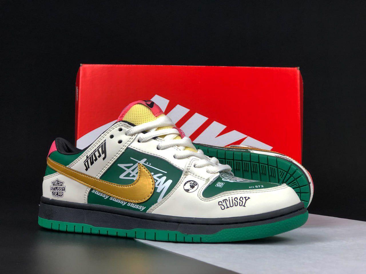 Кроссовки мужские Nike SB Dunk Low x Stussy зеленые, бежевые, кожа ...