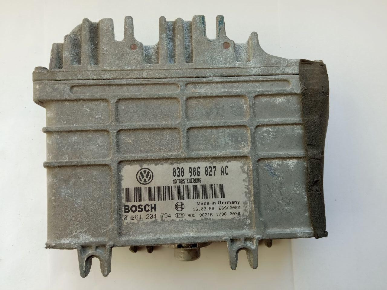 Електронний блок керування Volkswagen Bosch 0 261 204 794 / 030 906 027 AC