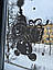Новорічна наклейка Сніговик з подарунком (декор вікон вітрин сніговики) матова сніговик 355x500 мм, фото 6
