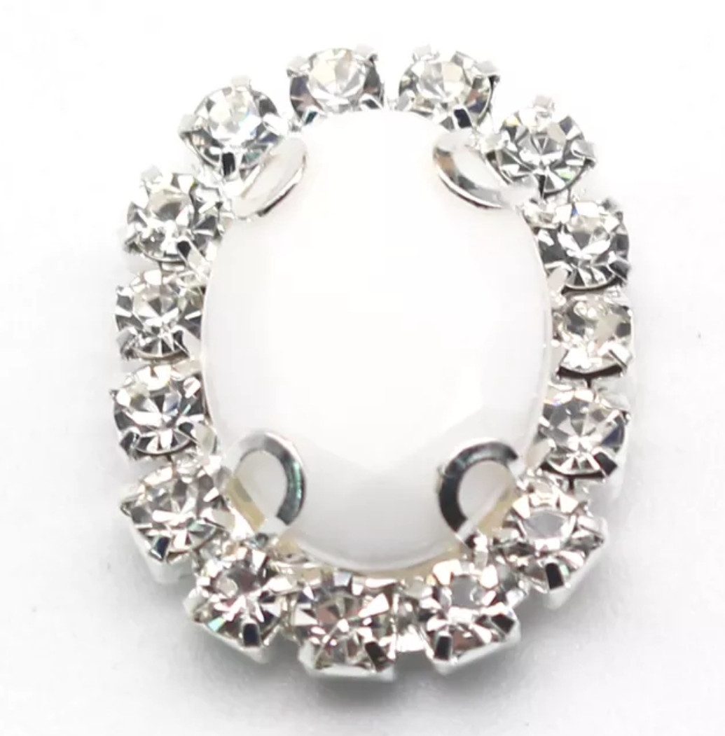 Камінь в сріблястій оправі 2*1,5 см білий, фото 1