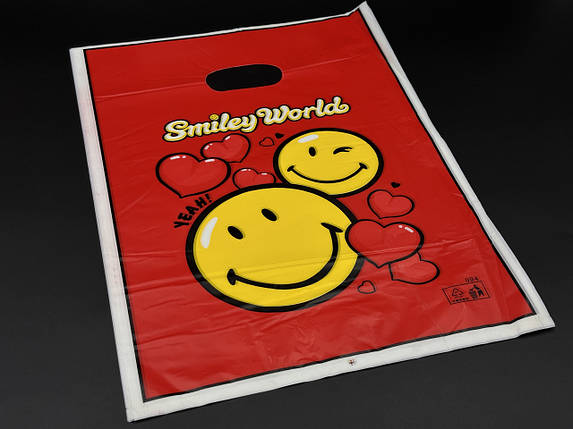 Подарункові поліетиленові пакети 25х35см "Smiley World". Колір червоний., фото 1
