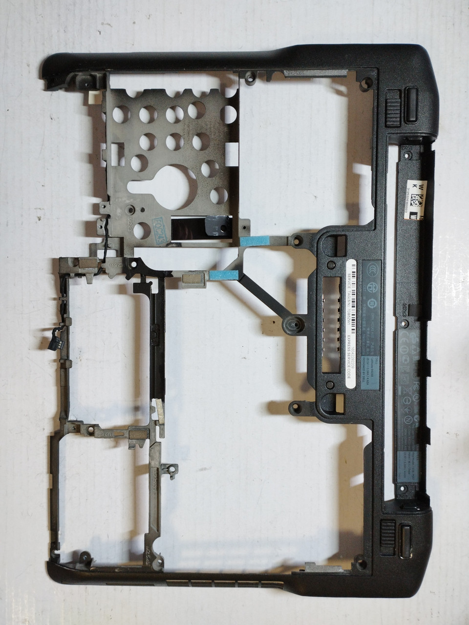 Dell Latitude E6230 Корпус D (нижня частина корпусу) 0V0RJV AM0LY000101 б/в #