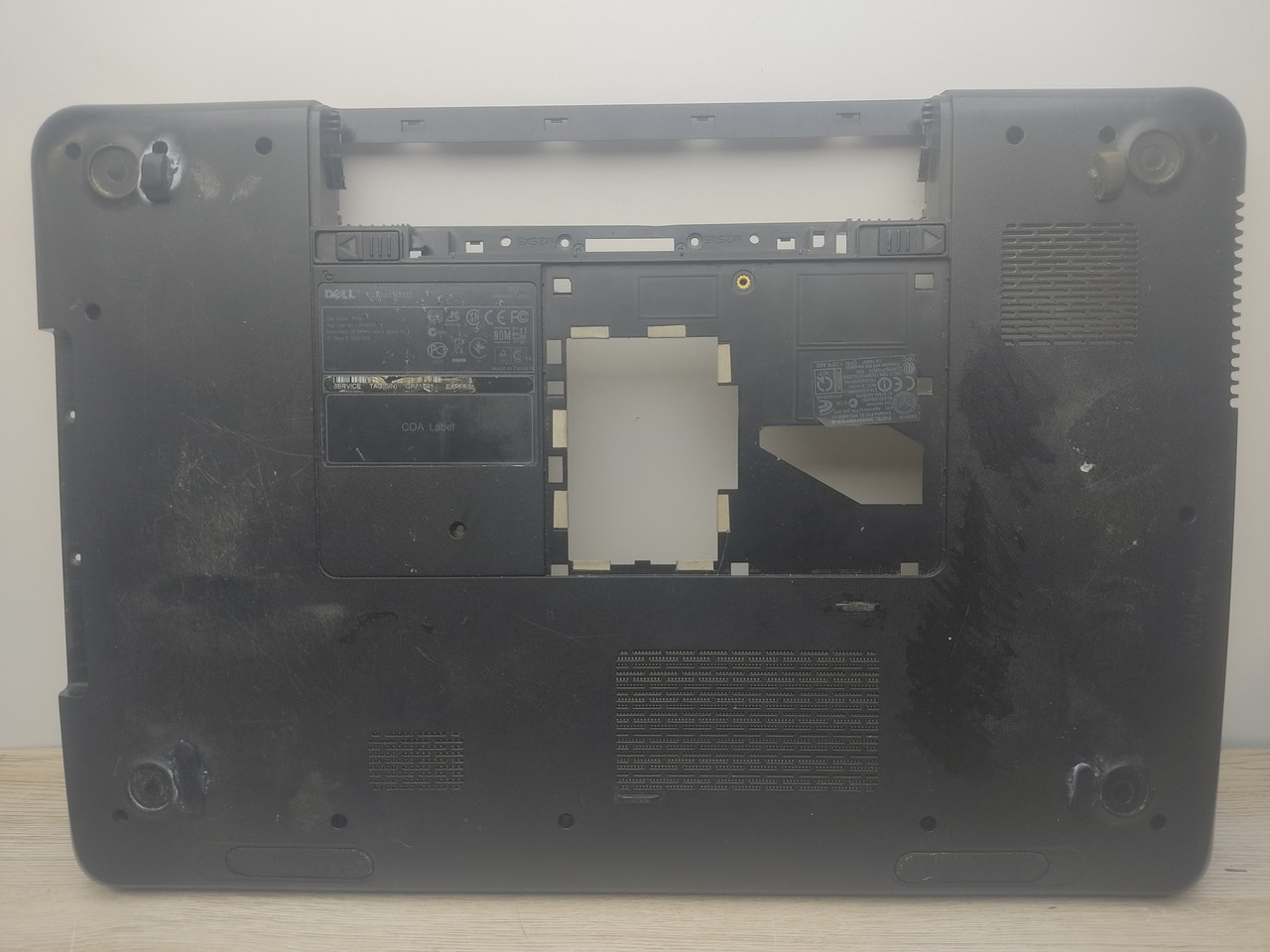 Dell Inspiron N7110 Корпус D (нижня частина корпусу) б/в #