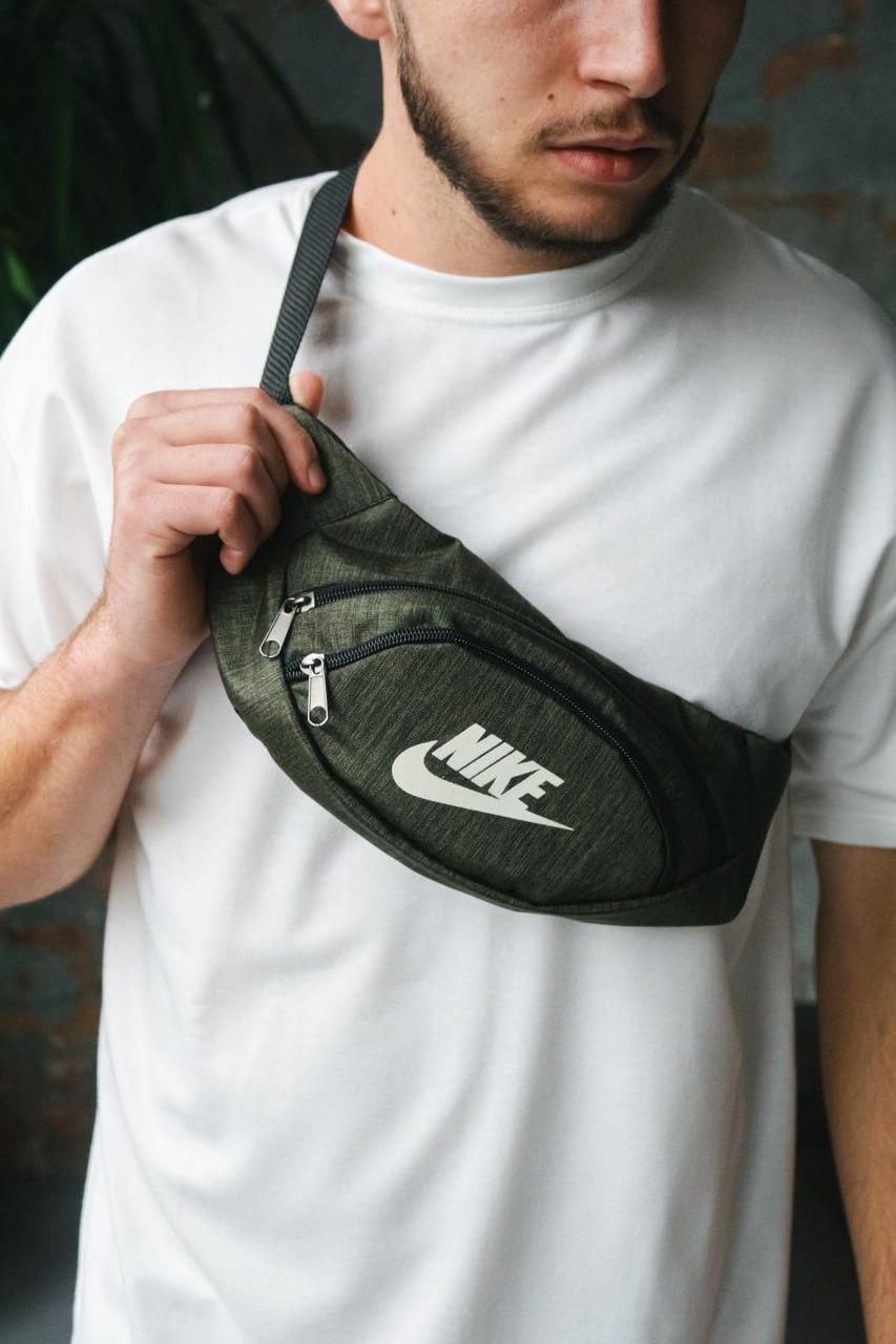 Бананка поясна Nike чоловіча жіноча хакі сумка через плече з регулятором сумка на пояс тканинна найк