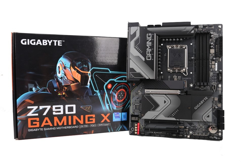 Материнская плата Gigabyte Z790 Gaming X Socket 1700