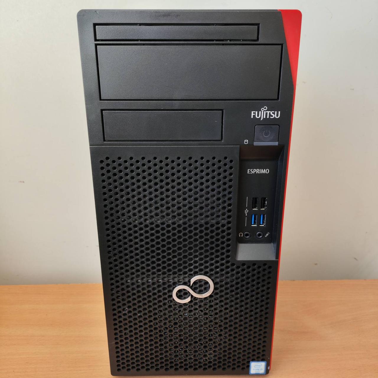 Настільні ПК Fujitsu ESPRIMO P557 i5-6400 4 ядра/8 Gb/Intel HD 530 2Gb/M.2/USB3.0/DVI