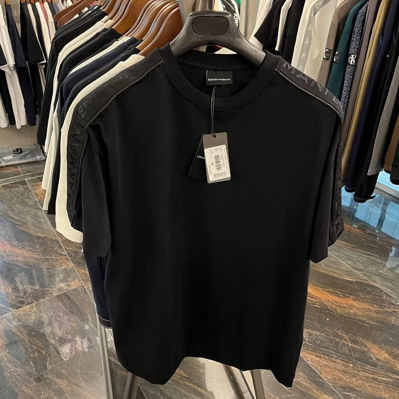 Чоловіча футболка Armani CK7276 чорна