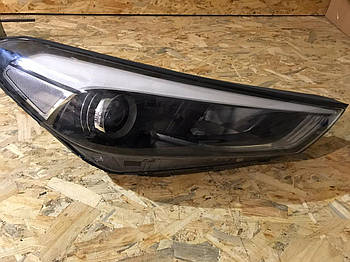 Фара Hyundai Tucson 3 (2015-2019) дорест галоген лінзована 1 лінза ДХО (LED) права оригінал б/у