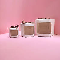 Коробка с окошком самосборная белая 13х13х13 см