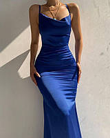 Темно синее платье с открытыми плечиками