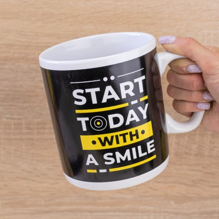 Великий керамічний кухоль для чаю 1000мл з написом Start today with a smile